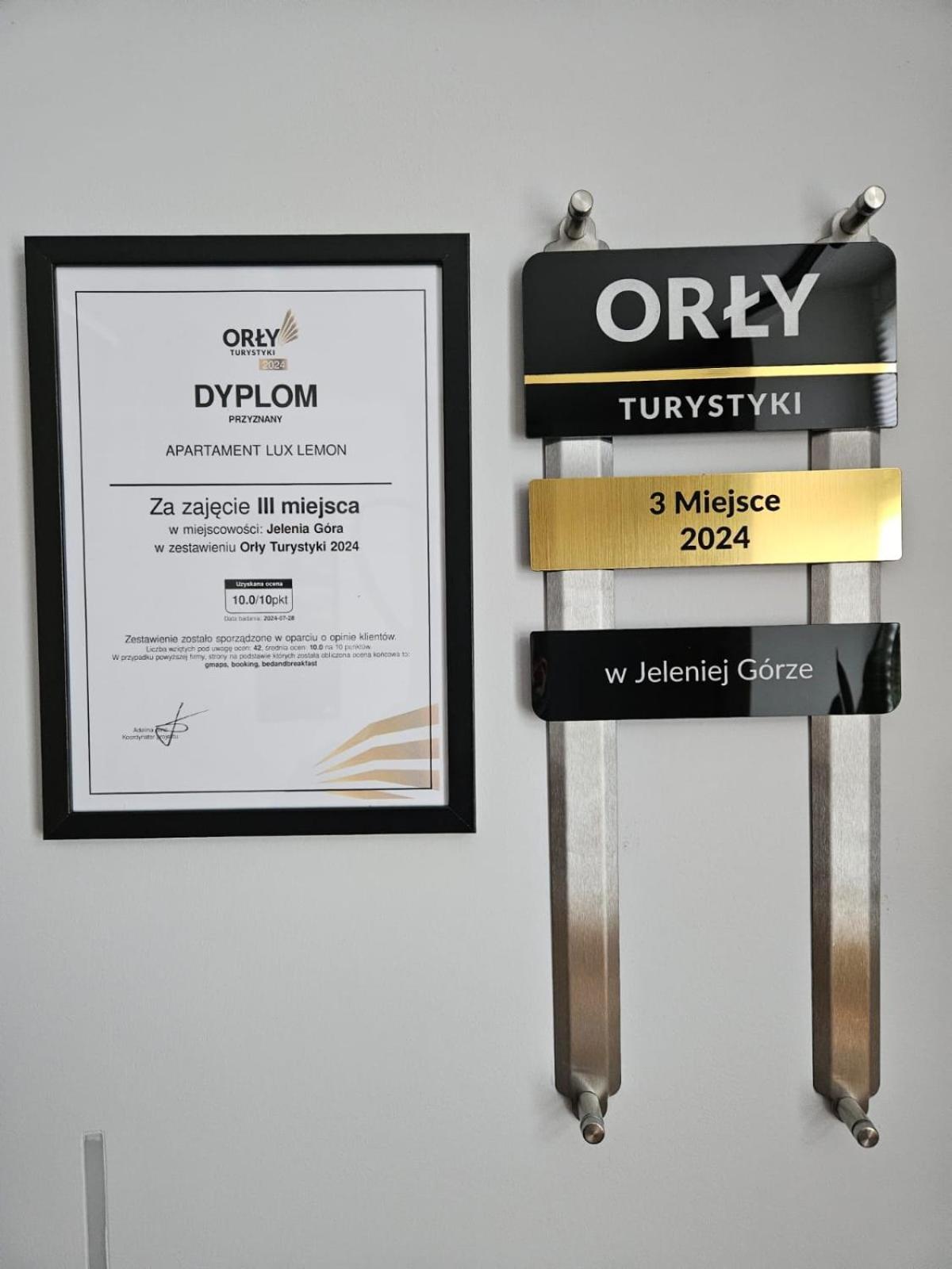 Apartament Lux Lemon يلينيا غورا المظهر الخارجي الصورة